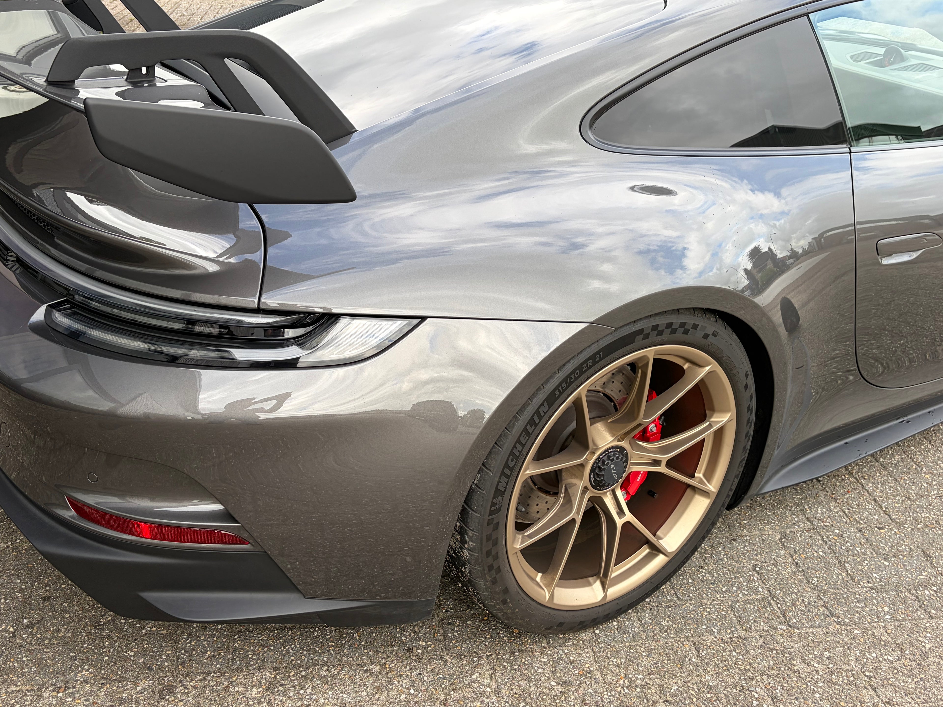 PORSCHE 992 GT3