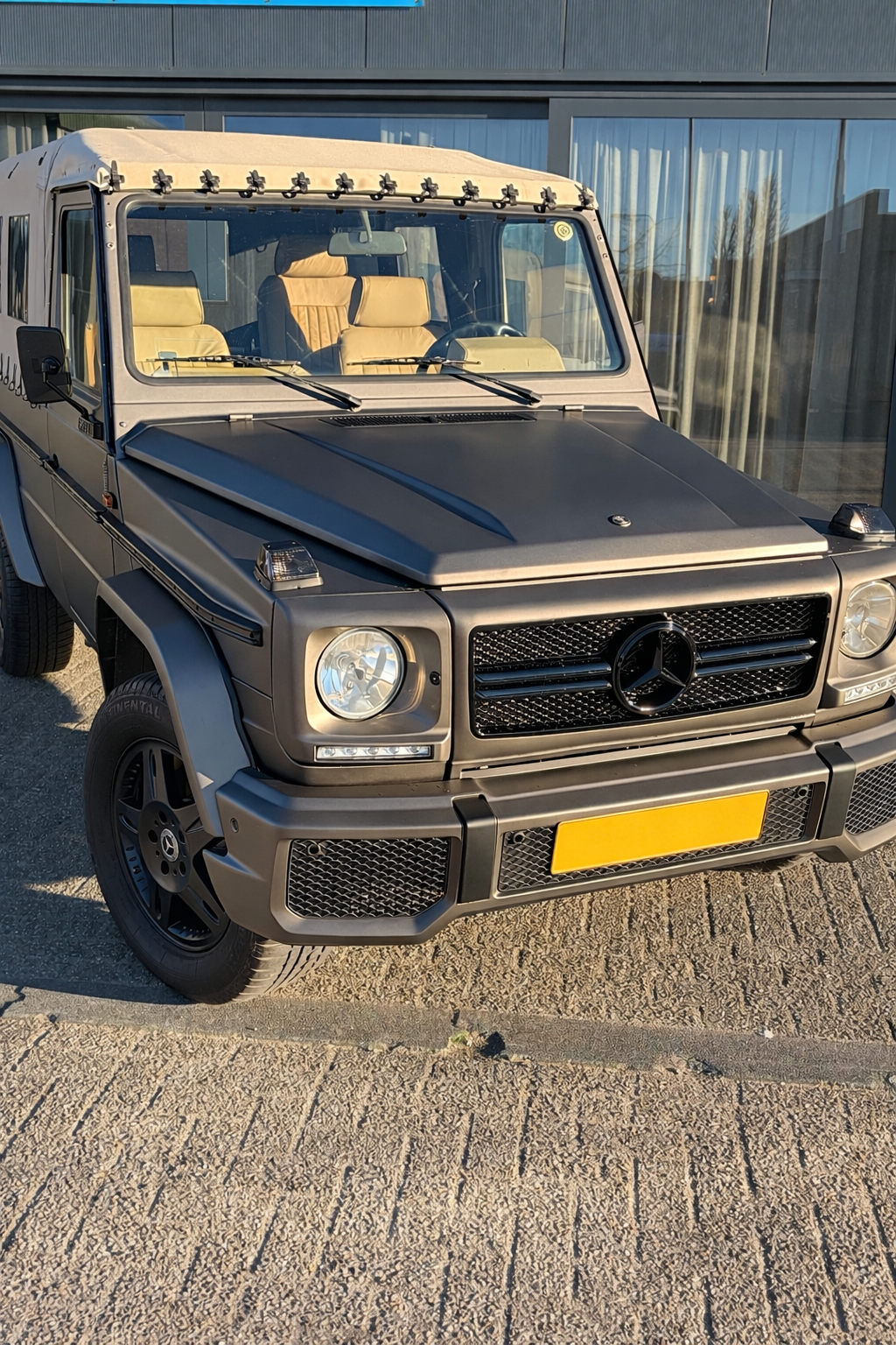 VERKOCHT MERCEDES G230 Cabrio 7 persoons