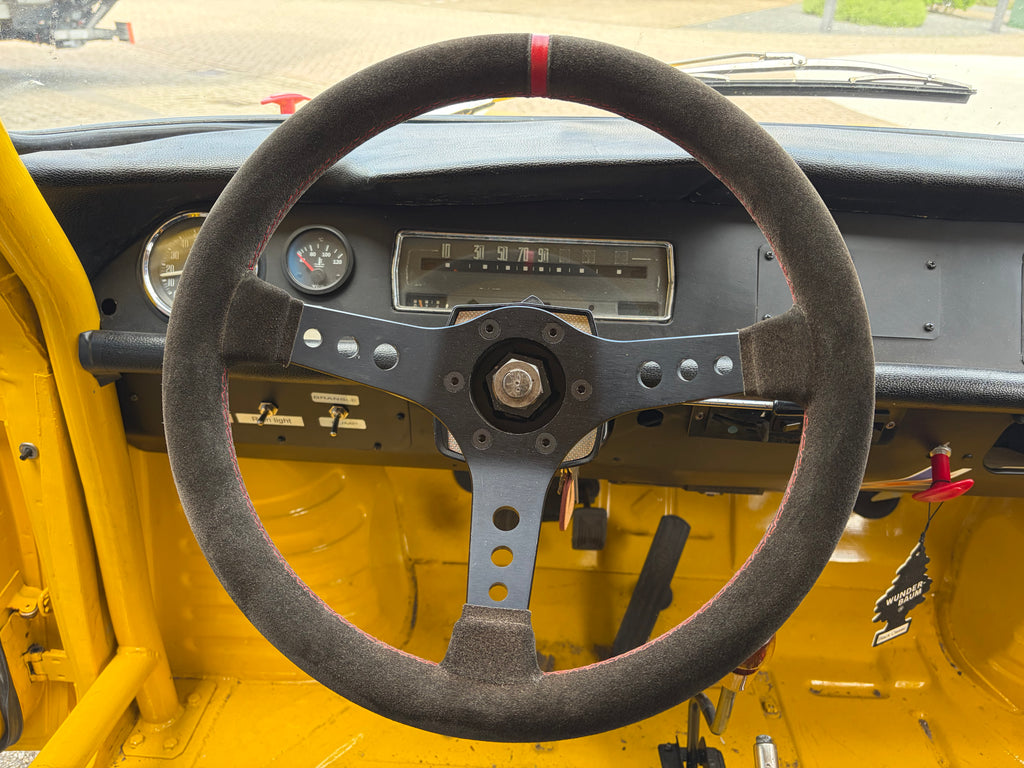 RENAULT R8