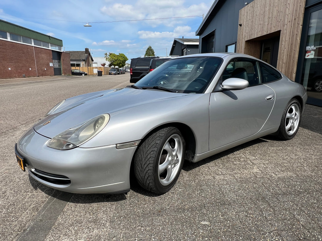 PORSCHE 996 CARRERA