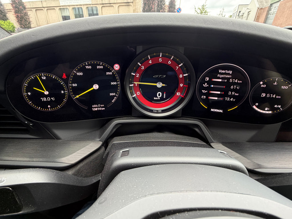 PORSCHE 992 GT3