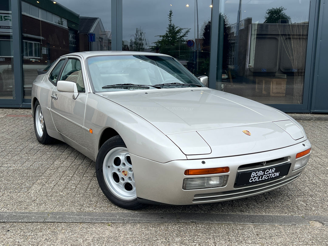 PORSCHE 944TURBO Targa