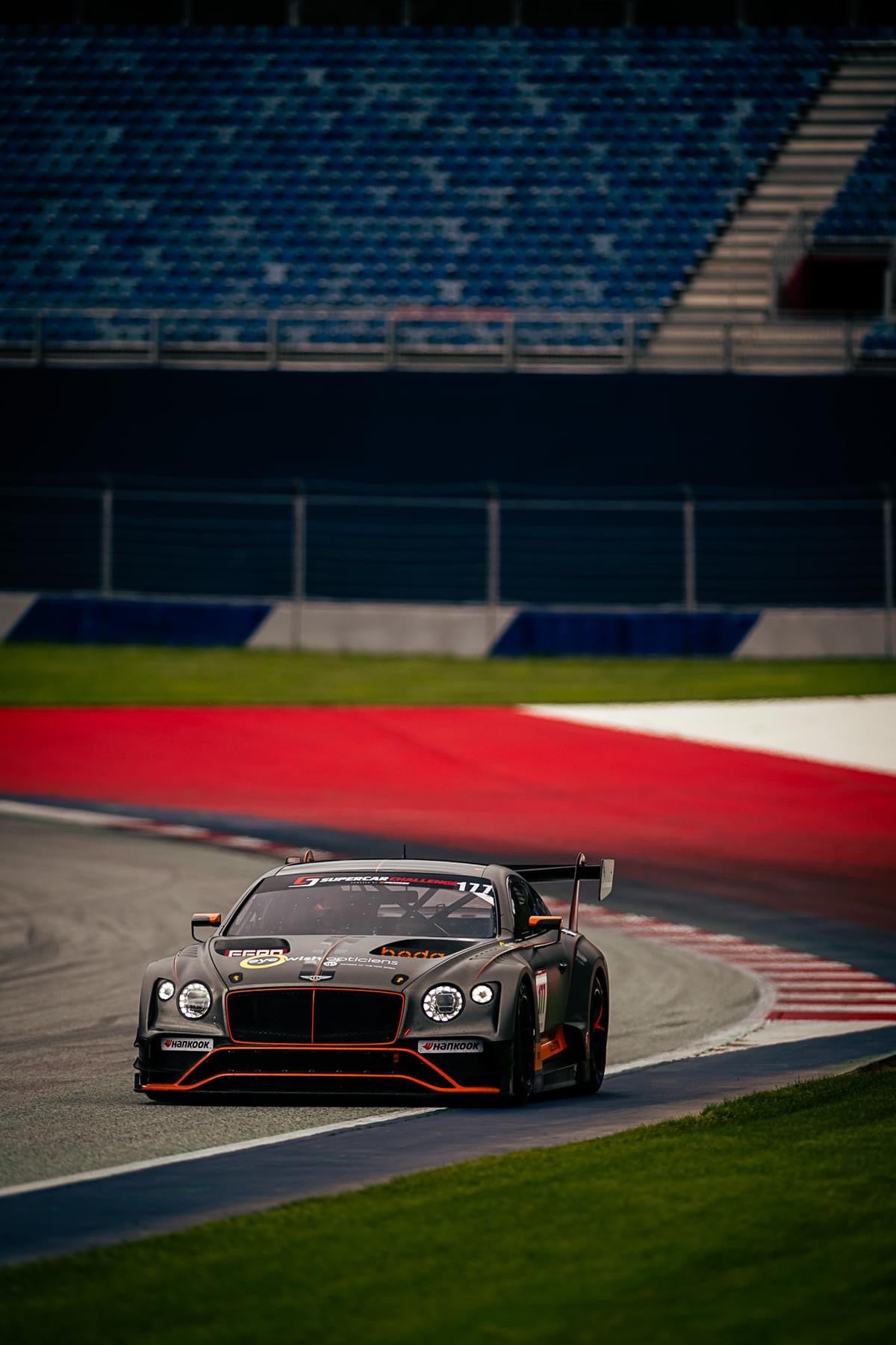 VERKOCHT BENTLEY CONTINENTAL GT3