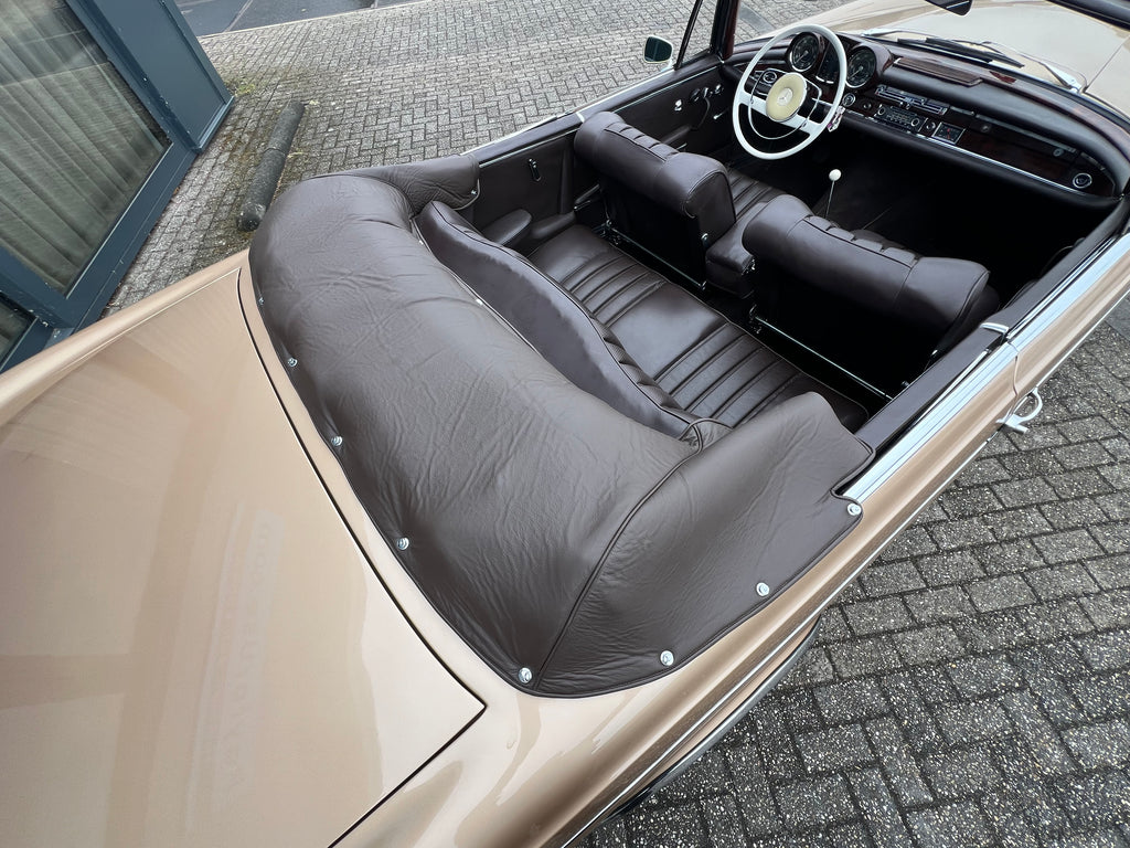 VERKOCHT MERCEDES 220SE